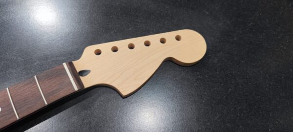 STRAT ROSEWOOD NECK, WITH LARGE HEADSTOCK. 70'S - Image 3